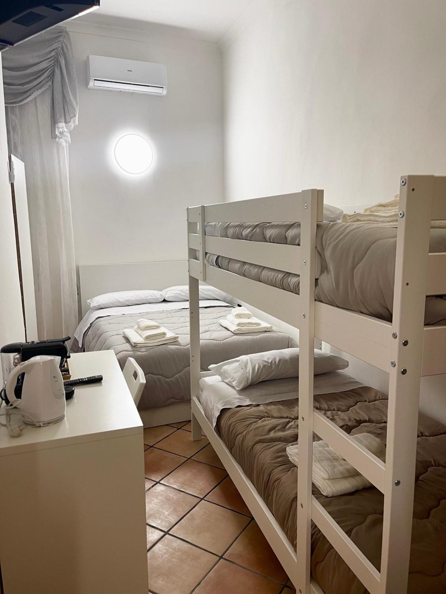 House Caracciolo By Loveinthetravel Наполи Екстериор снимка